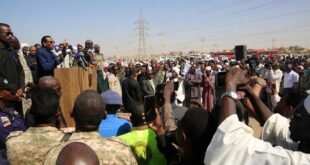 sudanese-refugees-return-from-uganda,-weighing-hope-against-uncertainty