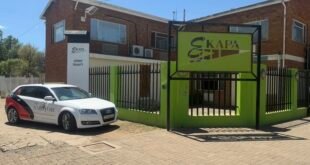 mantashe-returns-to-ekapa-mine-where-five-workers-remain-trapped-–-xavier-radio-ug