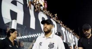 neymar-responds-to-critics-with-santos-double-–-sabc-data-–-xavier-radio-ug