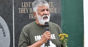 neeshan-balton-urges-young-folks-to-consider-their-roots-–-sabc-data-–-xavier-radio-ug